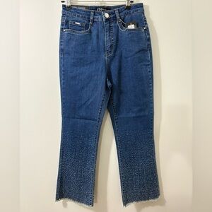 FDJ Suzanne jeans with below knee design on both legs NWT size 6